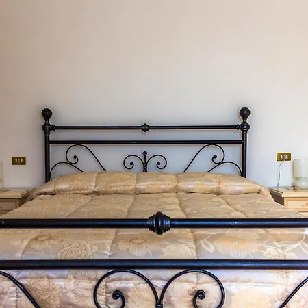 Le Monachette Bed & Breakfast 3*